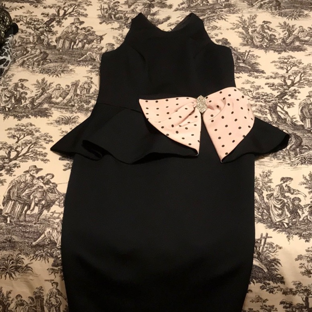 A J BARI black cocktail dress polka dot bow keyhole back cut out shoulders